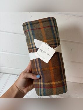 NWT Pottery Barn Woodrow Plaid Cotton Table Throw